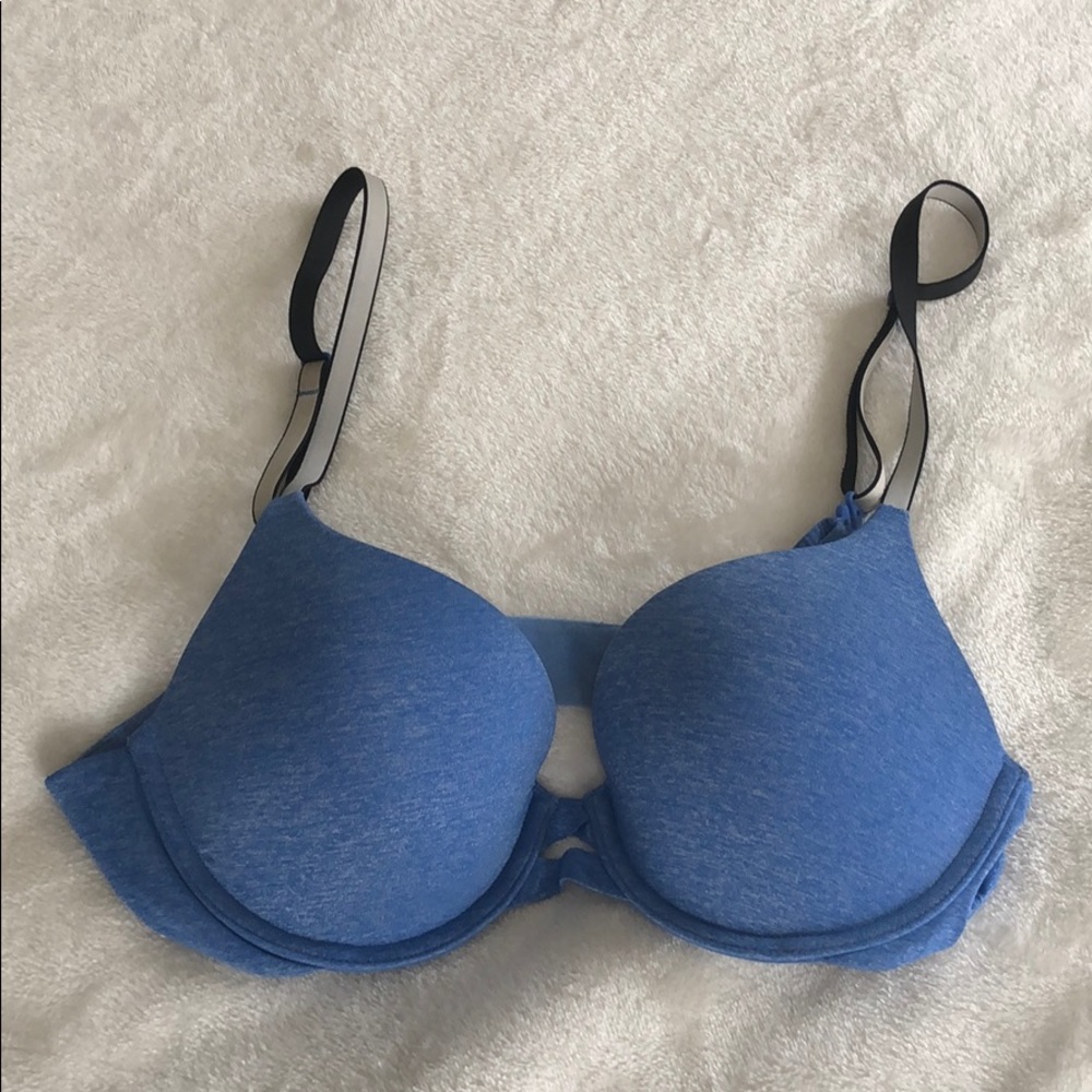 Victoria’s Secret bra.
